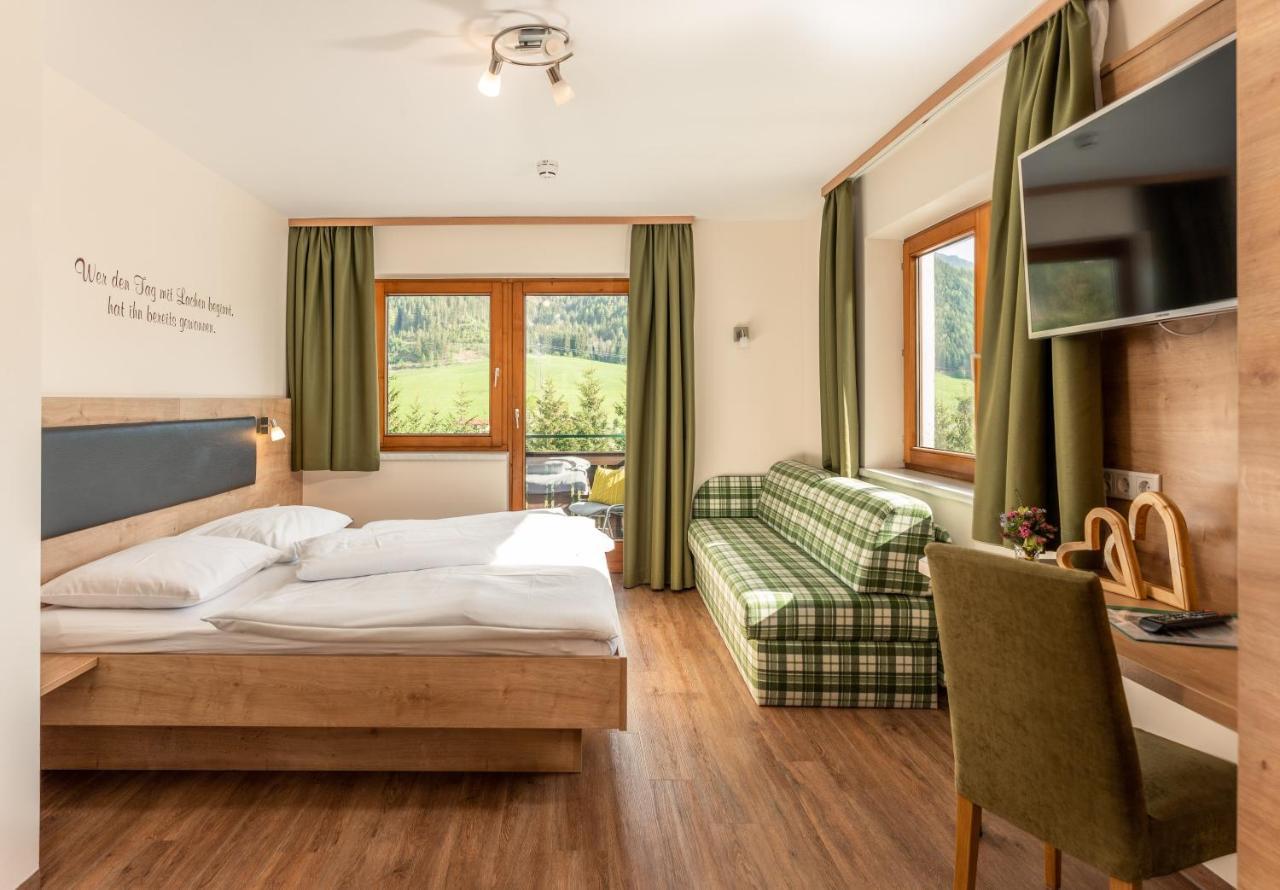 Hotel Starchlhof 斯拉德明 外观 照片